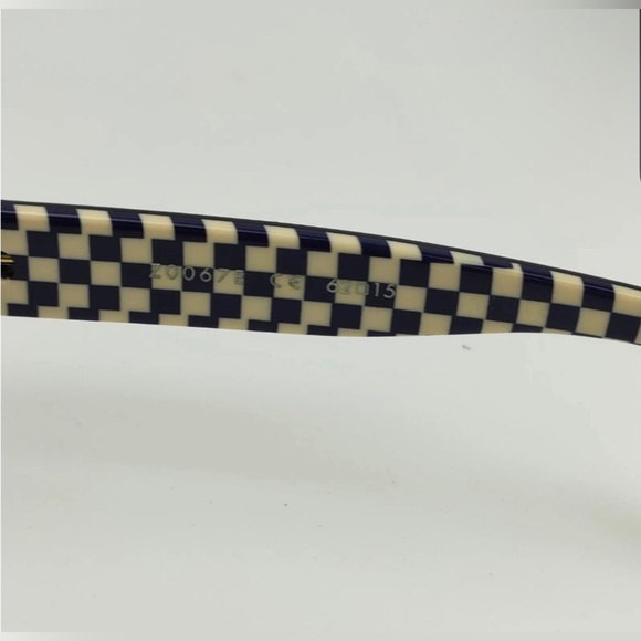 Louis Vuitton Authentic Sunglasses Unisex!!! Like New! - Picture 9 of 13